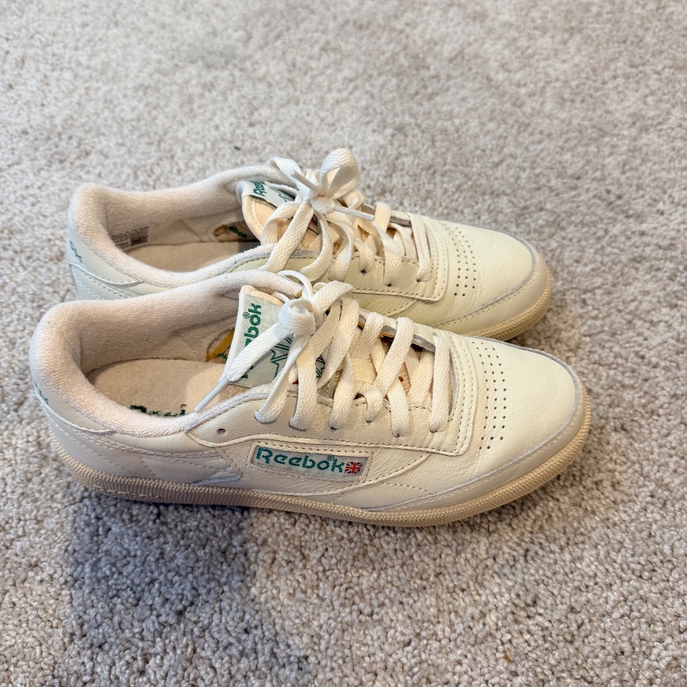 Reebok tennis shoes